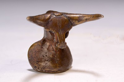Gernot Rumpf, geb. 1941 Kaiserslautern, Stierkopf, Bronzeskulptur, monogr., H.ca. 4.5cm