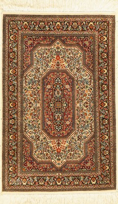 Kaschmir Seide, Indien, ca. 50 Jahre, reineNaturseide, ca. 95 x 62 cm, ca. 1,0 Mio. Kn/qm, EHZ: 2