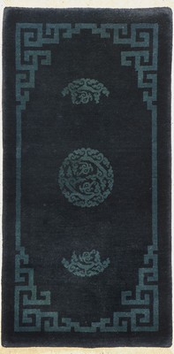 Pao Tow antik, Nordchina, um 1900, Wolle geknüpft auf Baumwolle, ca. 146 x 74 cm EHZ:2(guter Zustand).
