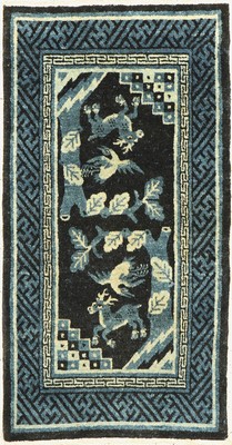 Pao Tow antik, China, um 1910, Wolle geknüpft auf Baumwolle, ca. 123 x 66 cm, EHZ: 2(guter Zustand).