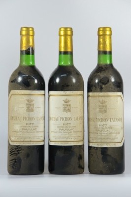 3 Fl. 1977 Chateau Pichon Lalande, Grand Cru Classe, Pauillac, 75 cl, Kapsel l. besch., Alters- und Gebrauchsspuren, nicht verkostet, aus einer ...
