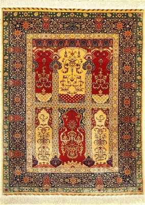 Feiner signierter Seiden Hereke, Türkei, um 1930/1940, reine Naturseide, ca, 135 x 103 cm, ca. 1 Mio Kn/qm, EHZ:2(guter Zustand).