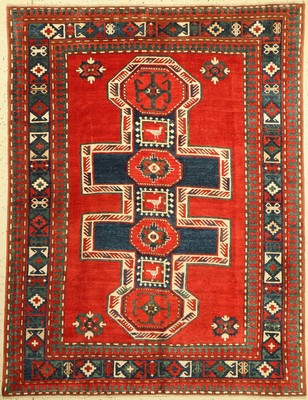 Antiker Lori Pampak Kazak, Südwestkaukasus,19. Jhd, Wolle geknüpft auf Wolle, ausgefallener Kazak mit sogenanntem Schlüsselloch Medallion mit ...
