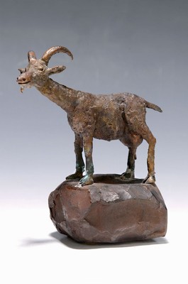 Walter Schembs, zeitgenössischer Bildhauer aus Worms, Mitbegründer der Kunst Triennale Blickachse Worms, "Ziegenbock", Bronzeskulptur, ...