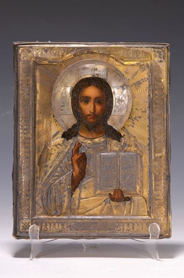 Ikone, Russland, um 1880, segnender Christus, Eitempera auf Holz, silbernes Oklad, vergoldet, stärker angelaufen, Alters- und Gebr.-schäden, ca. 22 ...