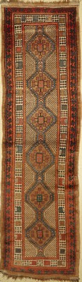 Sarab Galerie, Persien, um 1920/1930, Kamelwolle, ca. 312 x 90 cm, EHZ: 2