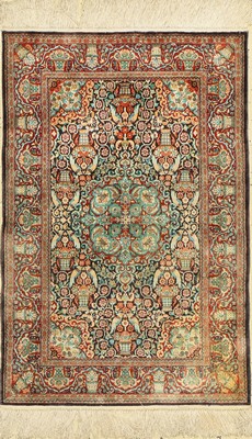 Hereke Seide fein, China, ca. 40 Jahre, reine Naturseide, ca. 90 x 60 cm, ca. 1,0 Mio. Kn/qm, EHZ: 2