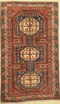 Antiker Kazak, Kaukasus, um 1900, Wolle aufWolle, ca. 190 x 110 cm, EHZ: 4