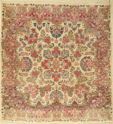 Kerman Lawar antik, Persien, um 1910, Wolleauf Baumwolle, ca. 155 x 140 cm, EHZ: 2-3