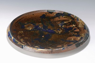 Konrad Quillmann, 1936 - 2002, tätig in Hainstadt am Main, Schalenobjekt, Steinzeug, heller Scherben, mit brauner, blauer ockerfarbener Glasur auf ...