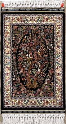 Sehr feiner Seiden Hereke (20 x 20), Signiert, Türkei, um 1960, reine Naturseide, ca. 33 x 20 cm, ca. 4 Mio Kn/qm, EHZ: 1(Sehr guter Zustand).