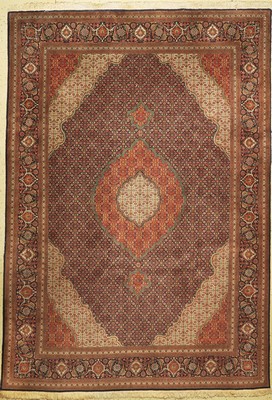 Täbriz fein(50 Raj), Persien, ca. 60 Jahre,Korkwolle mit Seide, ca. 360 x 255 cm, EHZ: 2,(minimaler Mottenfrass am Rand)