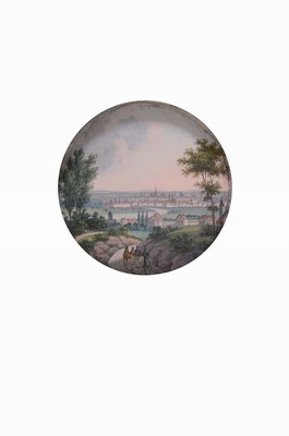 Miniaturmalerei, deutsch, um 1900, Kutsche mit zwei Personen fährt auf eine Stadt zu, Gouache auf Papier, rund, D. ca. 7.5cm, u.Gl., R. ca. 11cm