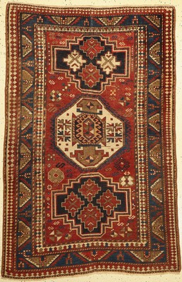 Lori-Pampak antik, Kaukasus, um 1880, Wolleauf Wolle, ca. 177 x 118 cm. Ein seltenes kleines Exemplar. Ein dekoratives Sammlerstueck. Ein schönes ...