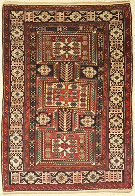 Ordutsch-Konagend antik, Kaukasus, um 1880/90, Wolle auf Wolle, ca. 160 x 113 cm. reine Naturfarben. sehr feine meisterliche Knüpfung und sehr ...