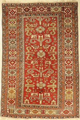 Perpedil, Kaukasus, um 1880, Wolle auf Wolle, ca. 177 x 118 cm. Sehr seltenes Sammlerstück. Ein Beispiel eines rotgrundigen Perpedils ist dieses ...