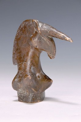 Gernot Rumpf, geb. 1940 Kaiserslautern, Einhorn, Bronzeskulptur, signiert, H. ca. 10cm