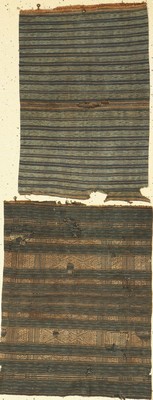 2 lots Webrock, traditionelle Kleidung, Borneo, um 1930, ca. 70 x 45 cm, Baumwolle gewebt, gebraucht (Löcher und Reparaturen)