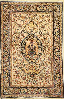 Esfahan fein, Persien, um 1940, Korkwolle auf Seide, ca. 234 x 152 cm, ca. 1,0 Mio. Kn/qm, EHZ: 2-3