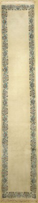Keschan alt Signiert, (Kaschani), Persien, ca. 50 Jahre, Wolle auf Baumwolle, ca. 508 x 90 cm, EHZ: 2-3