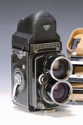 Tele-Rolleiflex, Franke & Heidecke, Seriennr. S 2301583, doppeläugige Spiegelreflexkamera, Synchro Compur Verschluß, Sonnar 1:4 135 mm und ...