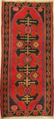 Schirwan Kelim, Kaukasus, um 1960, Wolle auf Wolle, ca. 375 x 177 cm, EHZ: 2