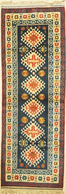 Kars, Türkei, ca. 40 Jahre, Wolle auf Wolle, ca. 270 x 97 cm, EHZ: 2