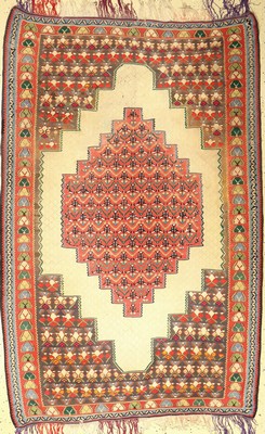 Senneh Kelim, Persien, um 1940, Wolle auf Wolle, ca. 203 x 137 cm, EHZ: 2-3