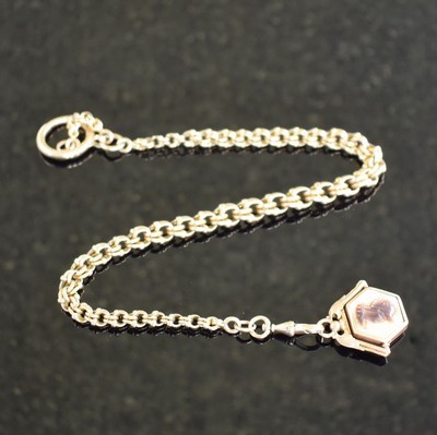 Taschenuhrkette mit Anhänger in GG/RoseG 585/000, Deutschland um 1900, mit Karabiner & Federring, Anhänger mit Einlegearbeit in Stein, L. ca. 35 ...