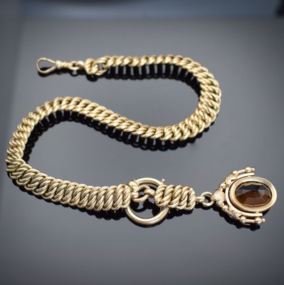 Taschenuhrkette in RG 585/000 mit Anhänger, Deutschland um 1900, mit Karabiner & Federring, Anhänger m. Schmuckstein, L. ca. 37 cm, Gew. ca. 43g, ...