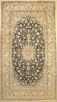 Nain fein, Persien, ca. 60 Jahre, Korkwollemit Seide, ca. 390 x 220 cm, EHZ: 2-3