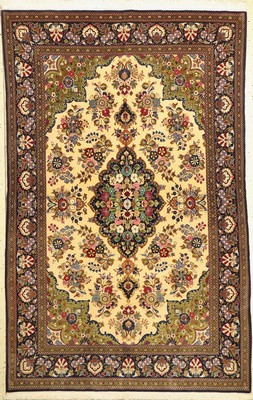 Ghom Kork, Persien, ca. 50 Jahre, Korkwolle, ca. 219 x 138 cm, EHZ: 2