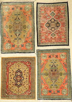 4 Lots Ghom Seide, Persien, ca. 60 Jahre, reine Naturseide, ca. 90 x 60 cm, EHZ: 2