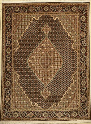Täbriz (40 Raj), Persien, ca. 50 Jahre, Wolle mit Seide, ca. 199 x 148 cm, EHZ: 2