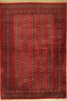 Buchara alt, Pakistan, ca. 50 Jahre, Wolle auf Baumwolle, ca. 305 x 212 cm, EHZ: 2-3