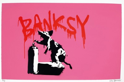 NOT BANKSY, Ratte mit Sprühdose auf Pinkem Grund (2022), Ed. 5/5, schabloniert, Sprühfarbe/Papier (280g), handsigniert, mit Heavy Weaponry-Stempel, ...
