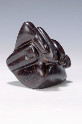 Stanford Fata, geb. 1958 in Murewa, Simbabwe, lebt und arbeitet in Heidelberg, Hier: Skulptur aus Springstone/(Serpentin), sign., ca. 10x10 cm ^