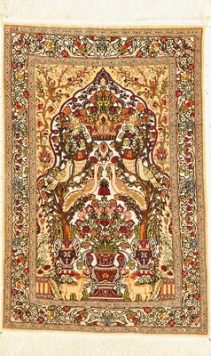 Hereke Seide fein, signiert, Türkei, ca. 50Jahre, reine Naturseide(Metallbroschiert), ca. 93 x 63 cm, ca. 1 Mio Kn/qm, EHZ: 2