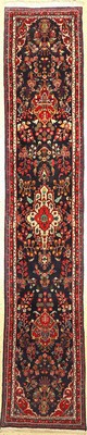 Sarogh, Persien, ca. 60 Jahre, Wolle auf Baumwolle, ca. 410 x 78 cm, EHZ: 2