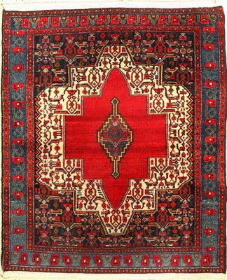 Senneh alt, Persien, um 1950, Wolle auf Baumwolle, ca. 145 x 125 cm, EHZ: 3