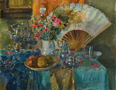Julian Grau Santos, geb. 1937 Canfranc (Pyrenäen), Sohn der Künstler Emilio Grau und Angeles Santos, hier: Stillleben mit Blumen, Obst, Geschirr ...