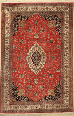 Ghom Seide alt, Persien, um 1960, reine Naturseide, ca. 305 x 202 cm, leichtverfärbt, EHZ: 3