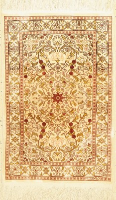 Hereke Seide, signiert, Türkei, ca. 50 Jahre, reine Naturseide, ca. 69 x 46 cm, EHZ: 2