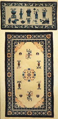 Ein Paar Antik Finished, China, ca. 50 Jahre, Wolle auf Baumwolle, ca. 210 x 123 cm, ca. 140 x 70 cm, EHZ: 2-3
