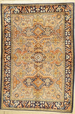 Ghom alt, Persien, ca. 50 Jahre, Wolle mit Seide, ca. 215 x 148 cm, EHZ: 2