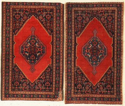 Ein Paar Antiker Senneh, Persien, um 1910, Wolle auf Baumwolle, ca. 95 x 56 cm, EHZ: 4