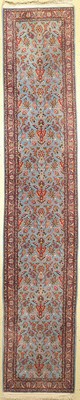 Esfahan fein, Persien, um 1960, Korkwolle auf Seide, ca. 400 x 80 cm, ca. 1,0 Mio. Kn/qm, EHZ: 2, (Mottenfraß am den Rändern)