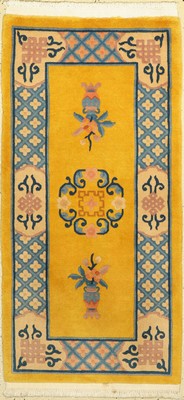 Peking alt, China, ca. 60 Jahre, Wolle auf Baumwolle, ca. 140 x 70 cm, EHZ: 2