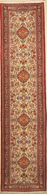 Ghom Kork, Persien, ca. 50 Jahre, Korkwolle, ca. 394 x 95 cm, EHZ: 2