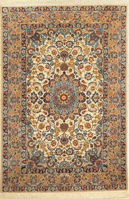 Esfahan fein, Persien, ca. 60 Jahre, Korkwolle mit und auf Seide, ca. 168 x 114 cm,EHZ: 2